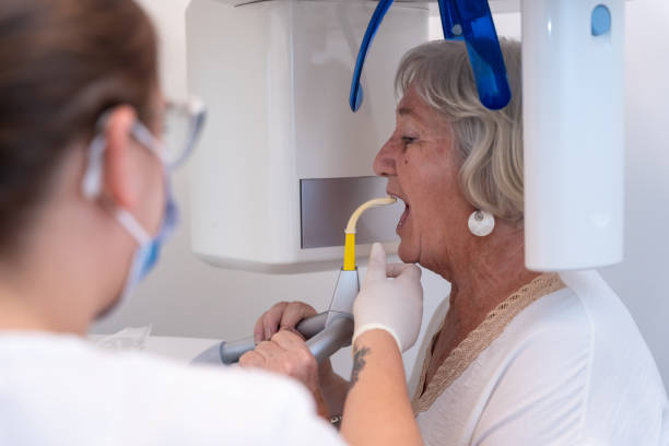 Best Emergency Dental Services for Seniors in Estherville, IA